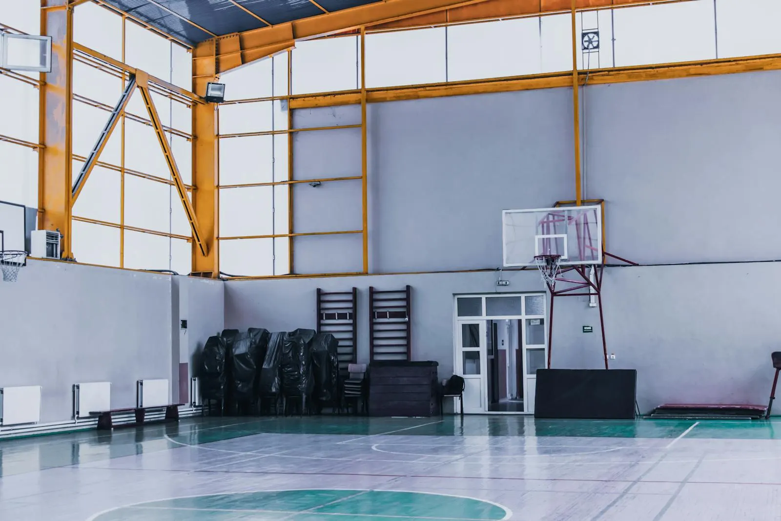 Gym, Hotel & Restaurant Cleaning — professional results by Clean Shift